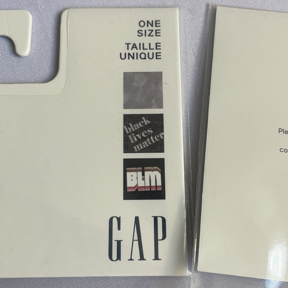 BLM Face Mask Set from The Gap - Picture 4 of 5